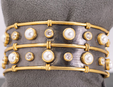 Tribeca Bangle Pearl Mixed metals by Julie Vos